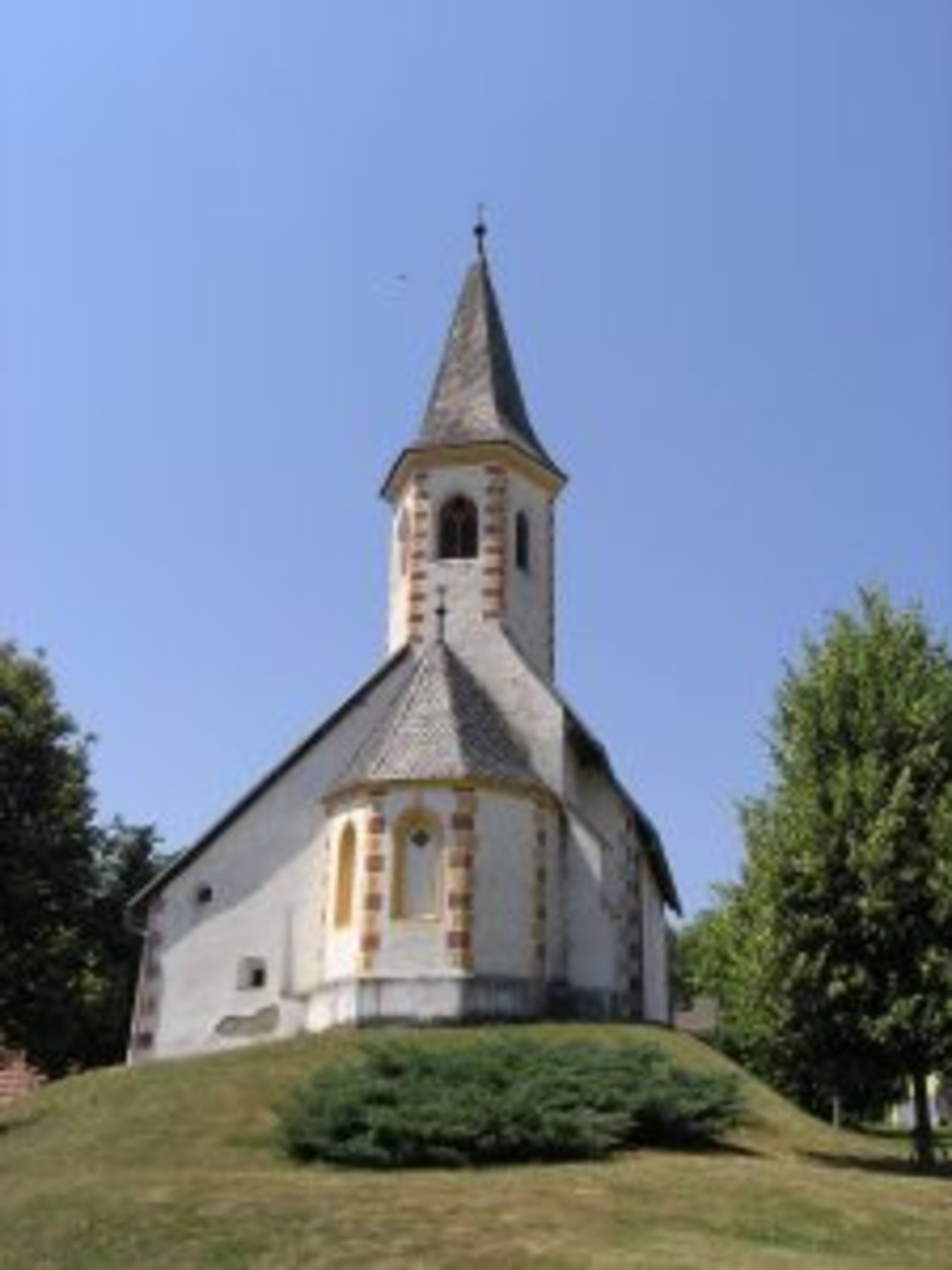 Die Filialkirche zum heiligen Georg in Wabelsdorf.